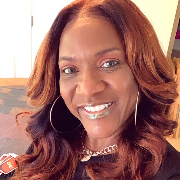 Meet your Posher, Laidee - Picture 2 of 2